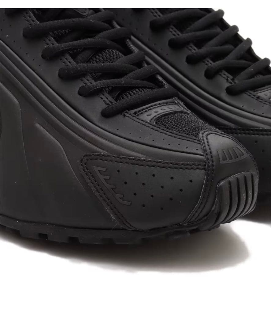 Nike Shox r4 ブラック 26.5