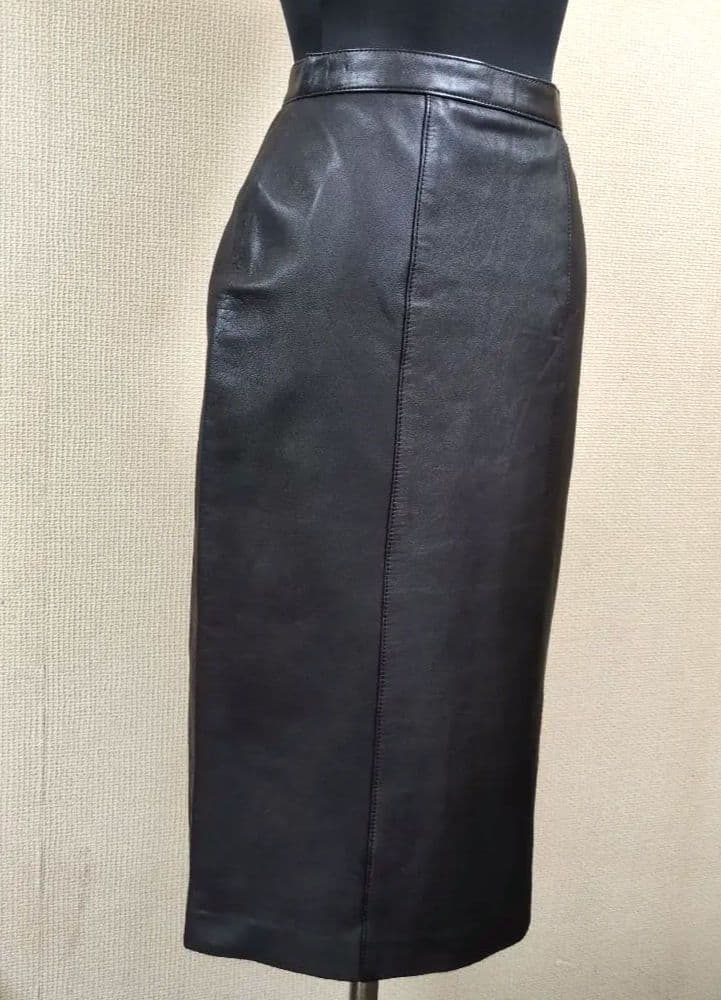 【新品タグ付】ラム レザー タイトスカート 黒 サイズ 9