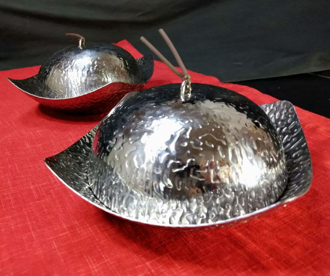 ⬛豪華な⬛高級【 ステンレス皿 食器 ・２人鍋用】&【ステンレス卓上丸型コンロ】