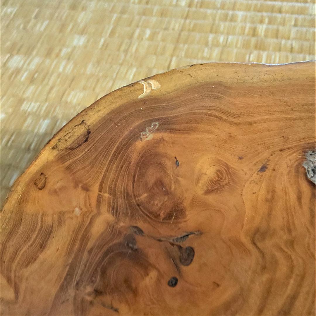 「木材の種類不明」一枚板　大型　飾り台　木星　花台　置物台　ディスプレイ