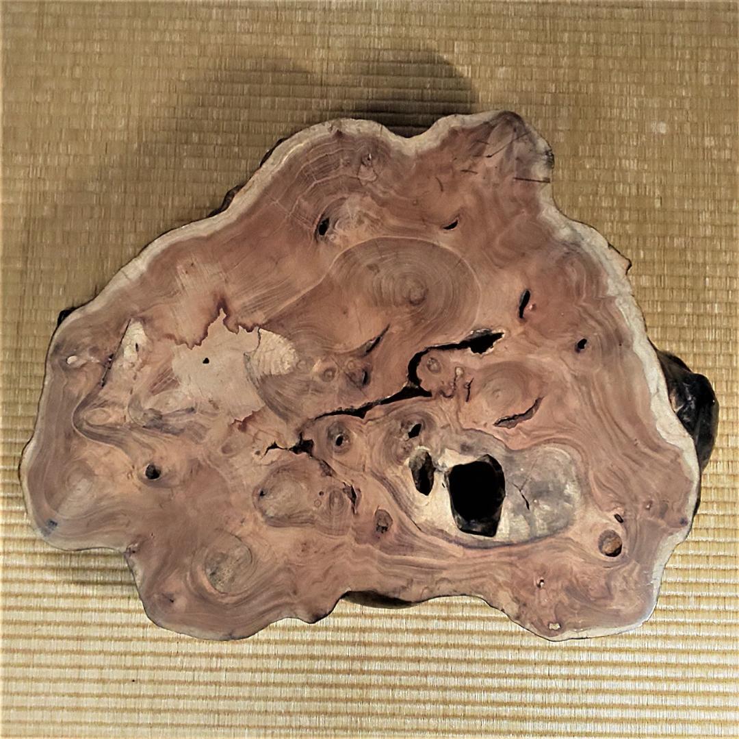 「木材の種類不明」一枚板　大型　飾り台　木星　花台　置物台　ディスプレイ