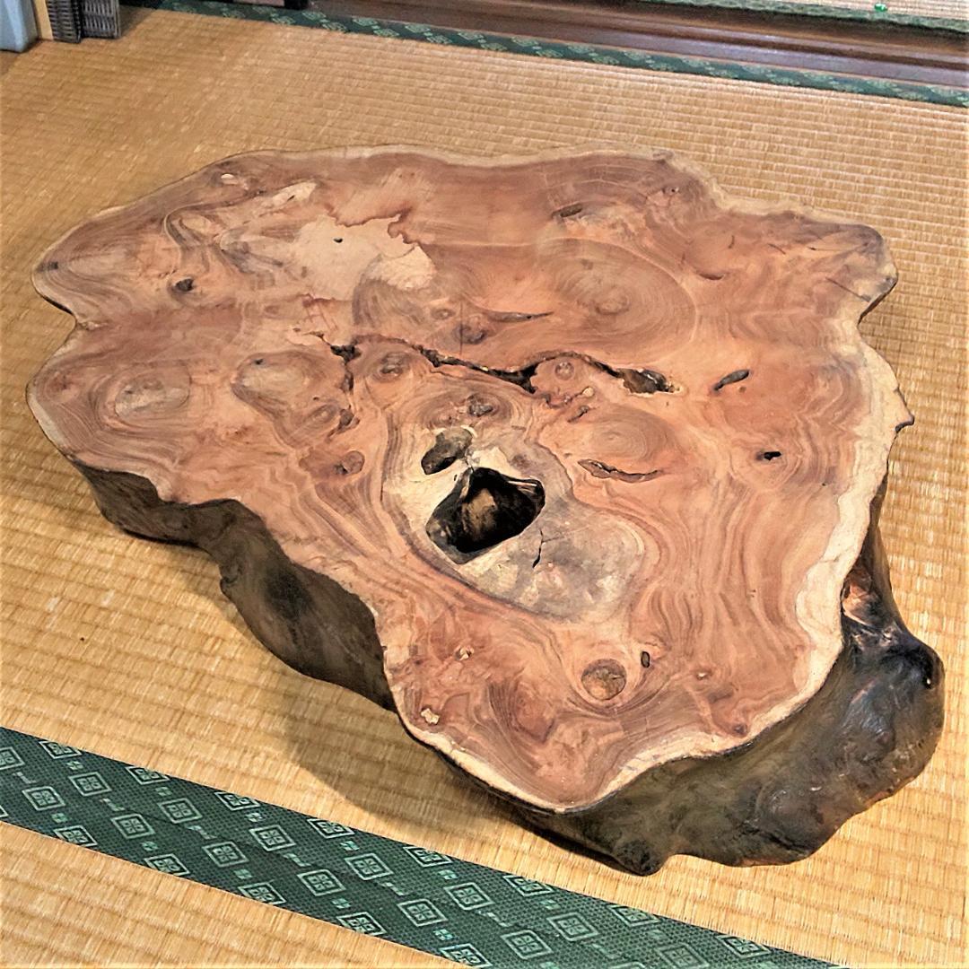 「木材の種類不明」一枚板　大型　飾り台　木星　花台　置物台　ディスプレイ