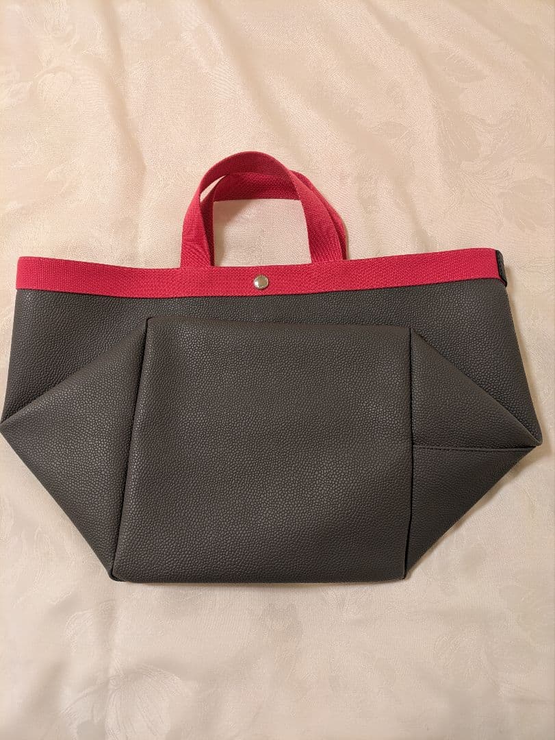 美品★エルベシャプリエ　リュクスライン725GP グレー/ピンク　舟型Ｌ