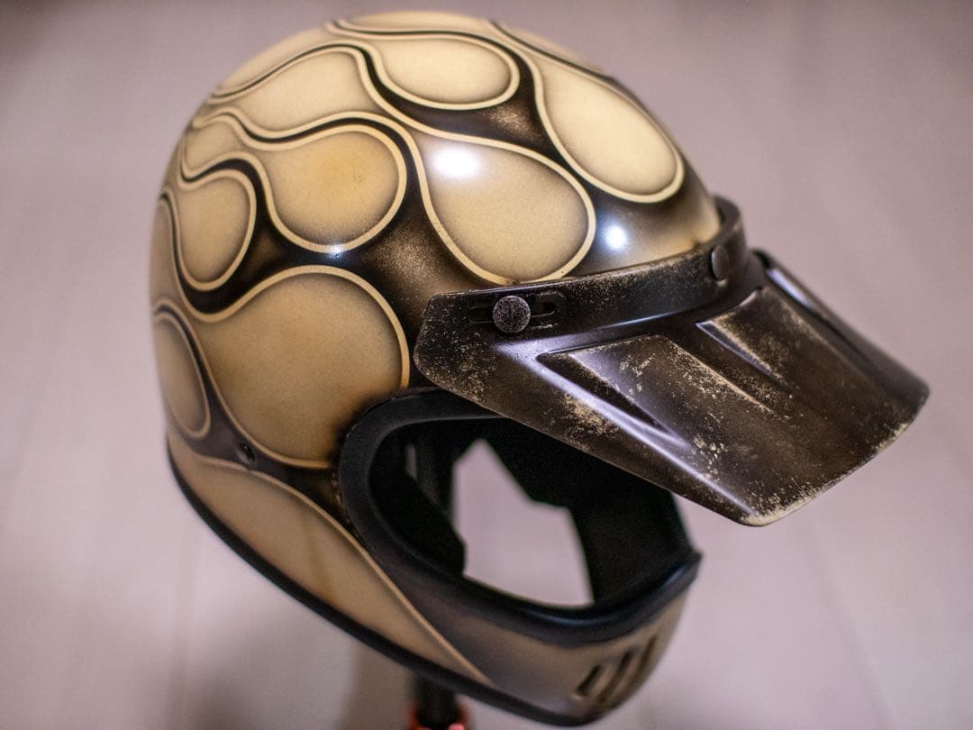 新品未使用　ビンテージ　オフロード　ヘルメット アイボリーエイジング黒フレア