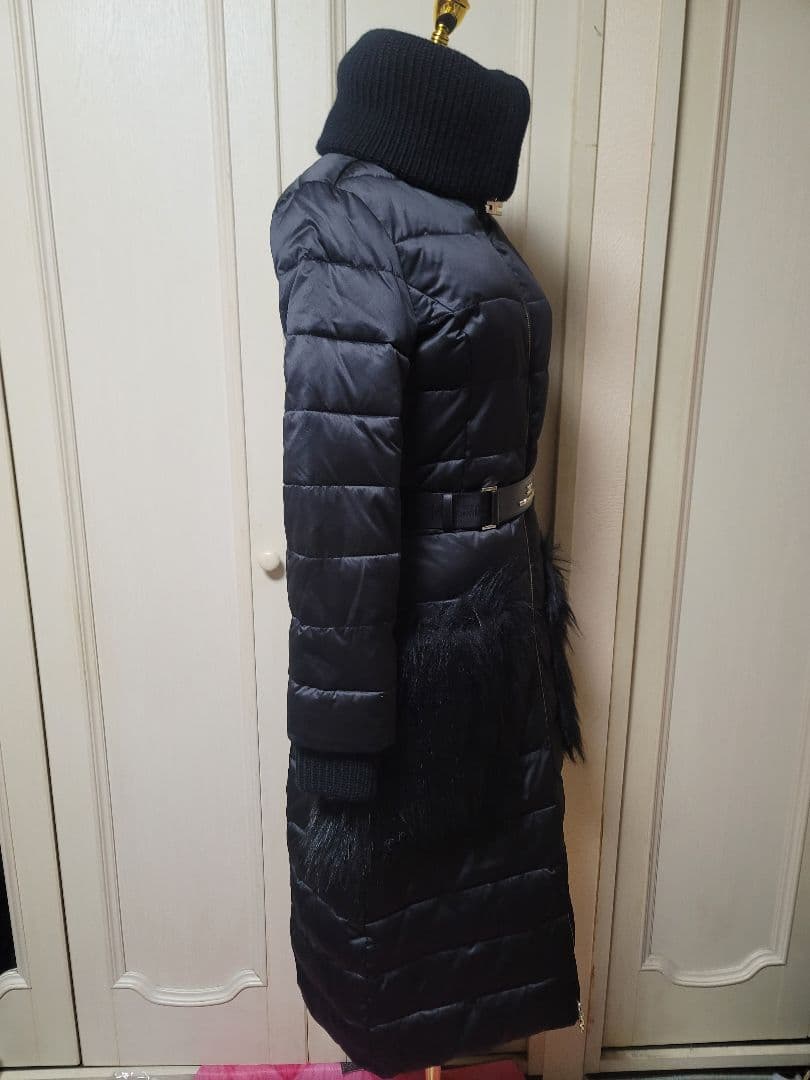 ELISABETTA FRANCHI エリザベッタフランキ 黒ダウンコート