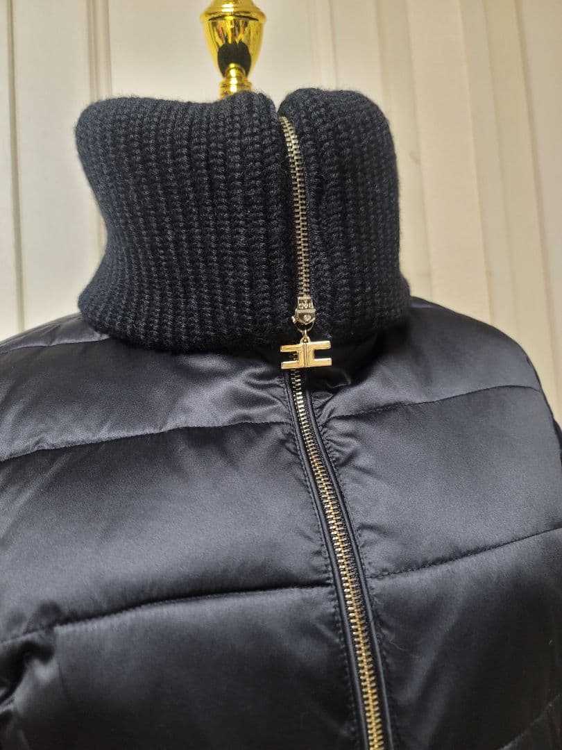 ELISABETTA FRANCHI エリザベッタフランキ 黒ダウンコート