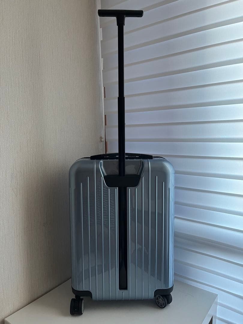 極美品　リモワ スーツケース　サルサエアー 33L TSAロック アイスブルー