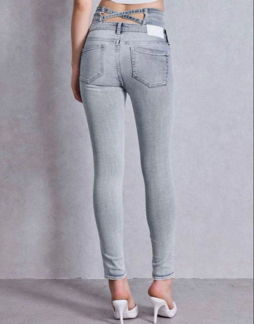 値下げ可能‼️GYDA バッククロススキニーM