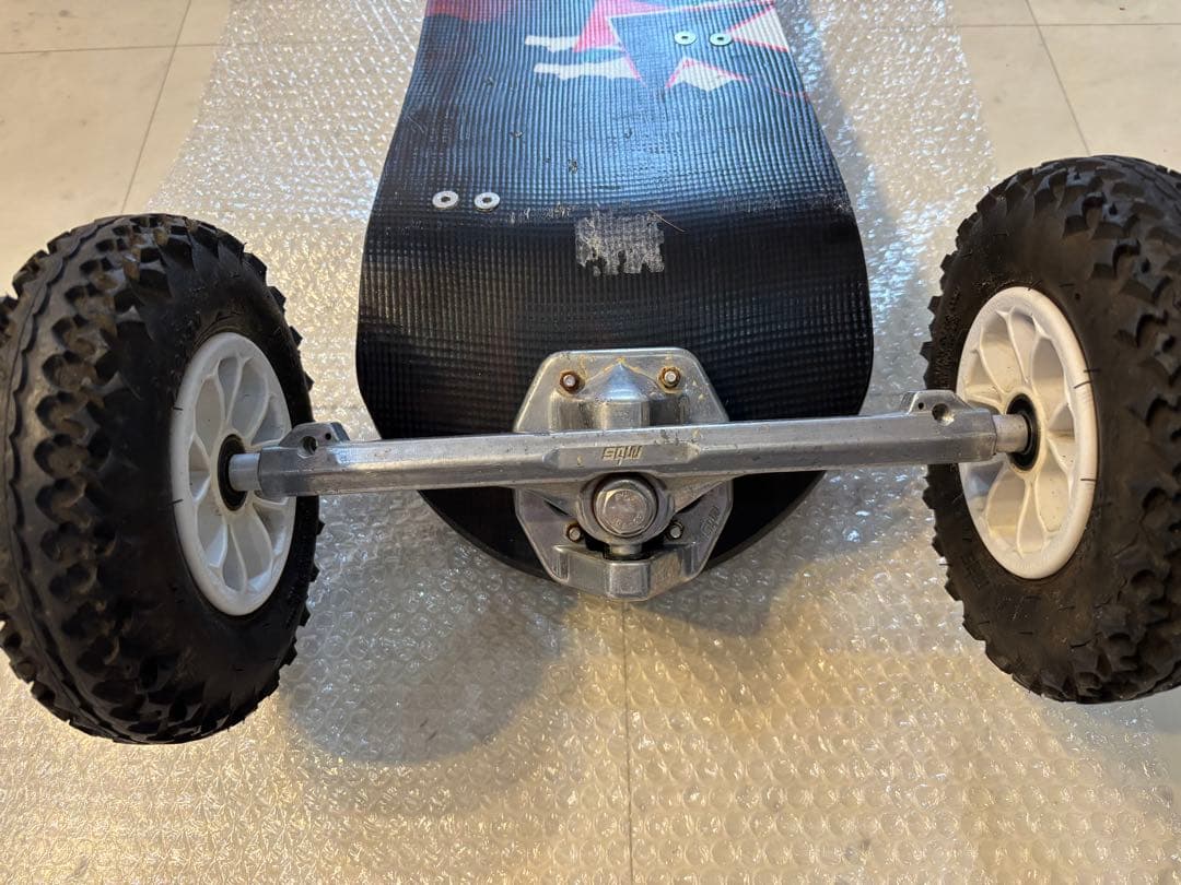 マウンテンボード MBS CORE95（タイヤ１つジャンク）