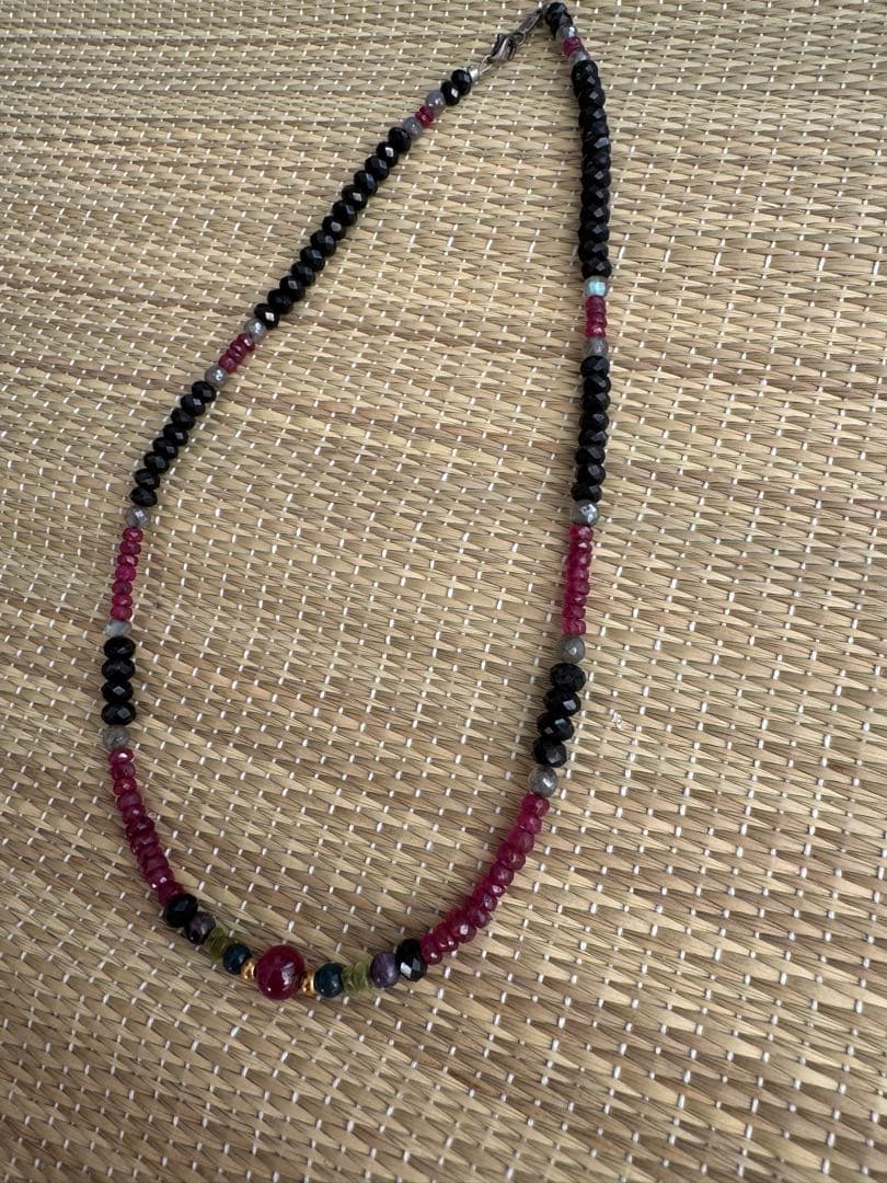 アクセサリー　カラフル　ルビーネックレス　18k