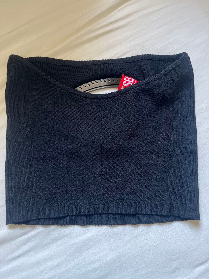 DIESEL メタルロゴニットチューブトップ