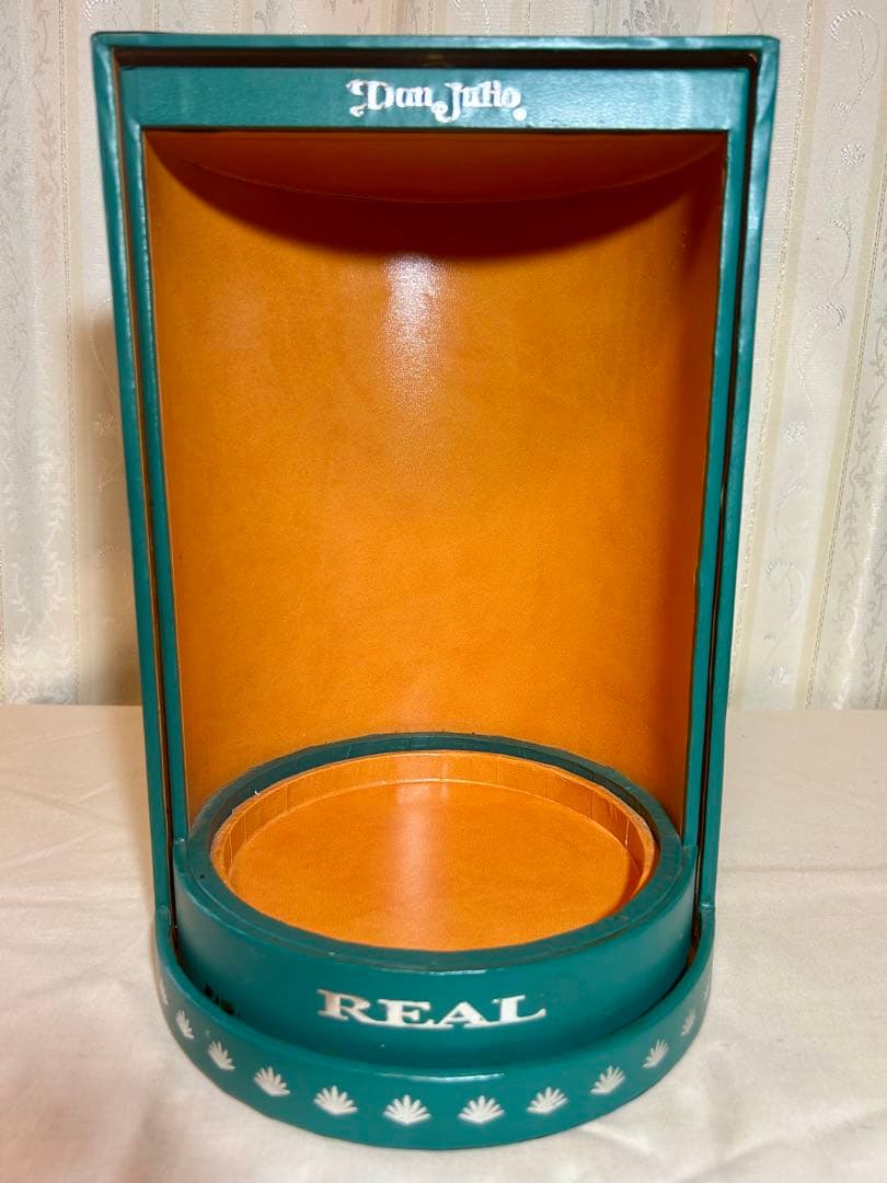 Don Julio REAL テキーラ オリジナルボックス付き　ドンフリオ