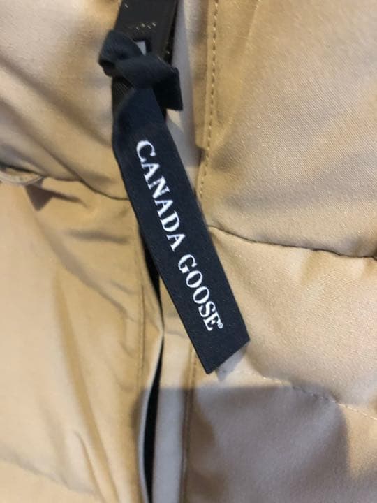   BELLEVILLE PARKA/S ダウン