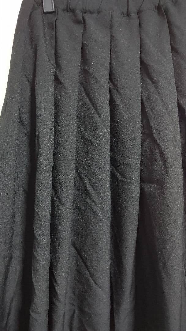 BLACK COMME des GARCONS ポリ縮絨スカート≪XS≫