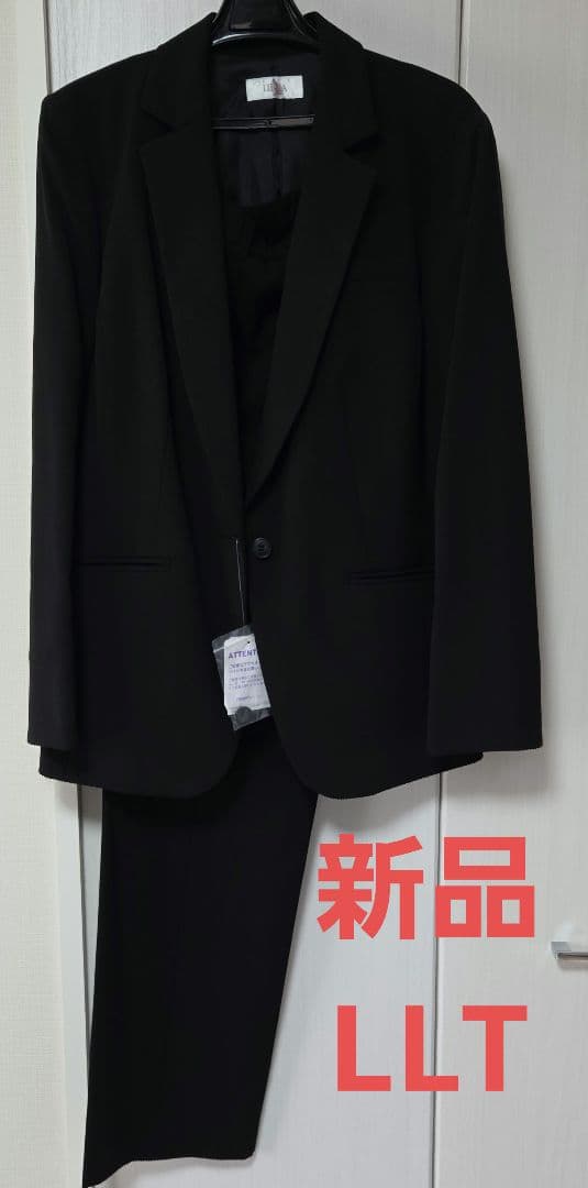 ブラックパンツスーツ サイズLLT