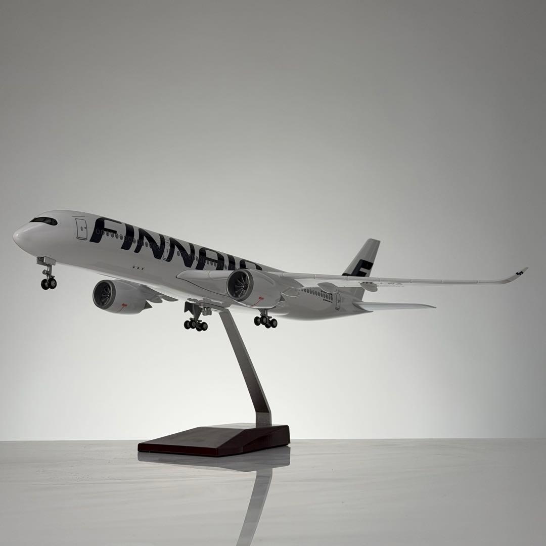 FINNAIR フィンエアー フィンランド　ダイキャスト　飛行機　旅客機　模型