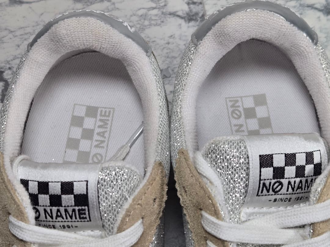 【未使用品】★NONAME★厚底スニーカー★23.0cm★シルバー×ベージュ