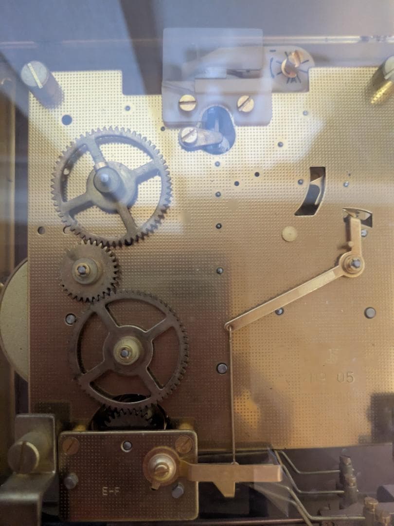 Junghans クラシック機械式置時計