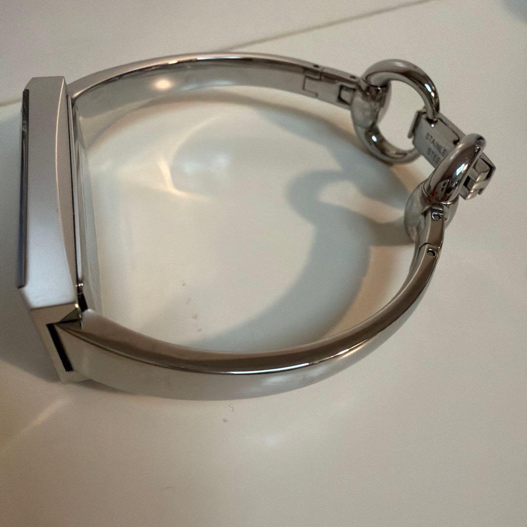 m*u様 GUCCI 腕時計　127.5