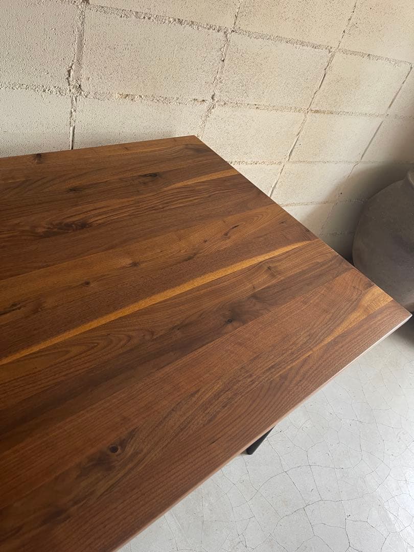 美品　unico ウニコ　ダイニングテーブル　ウォールナット無垢　棚付アイアン脚