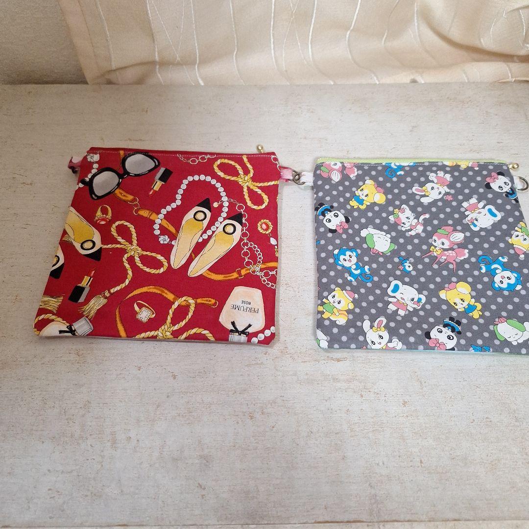 激レアパネル生地　ハンドメイド　フラットポーチDカン付き