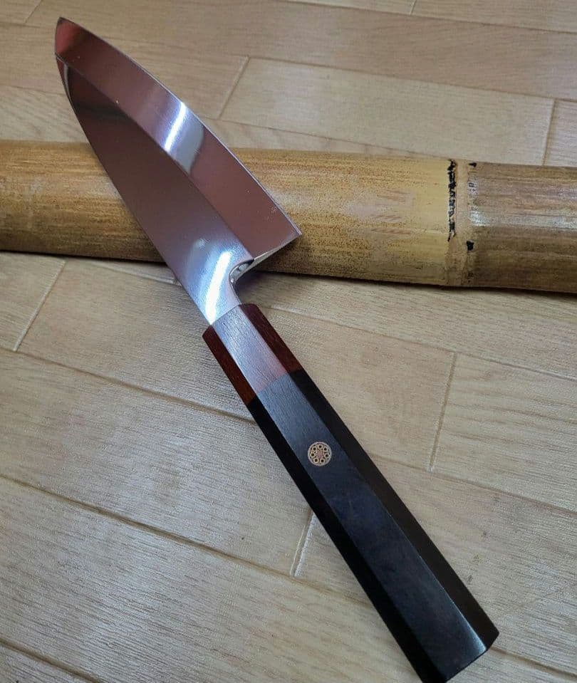 お値下げ出刃包丁 赤白檀桂黒檀柄鏡面仕様　６寸