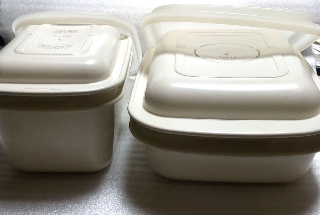 【生産終了】タッパーウェア　ウルトラ21　大-小　2個 6点セット