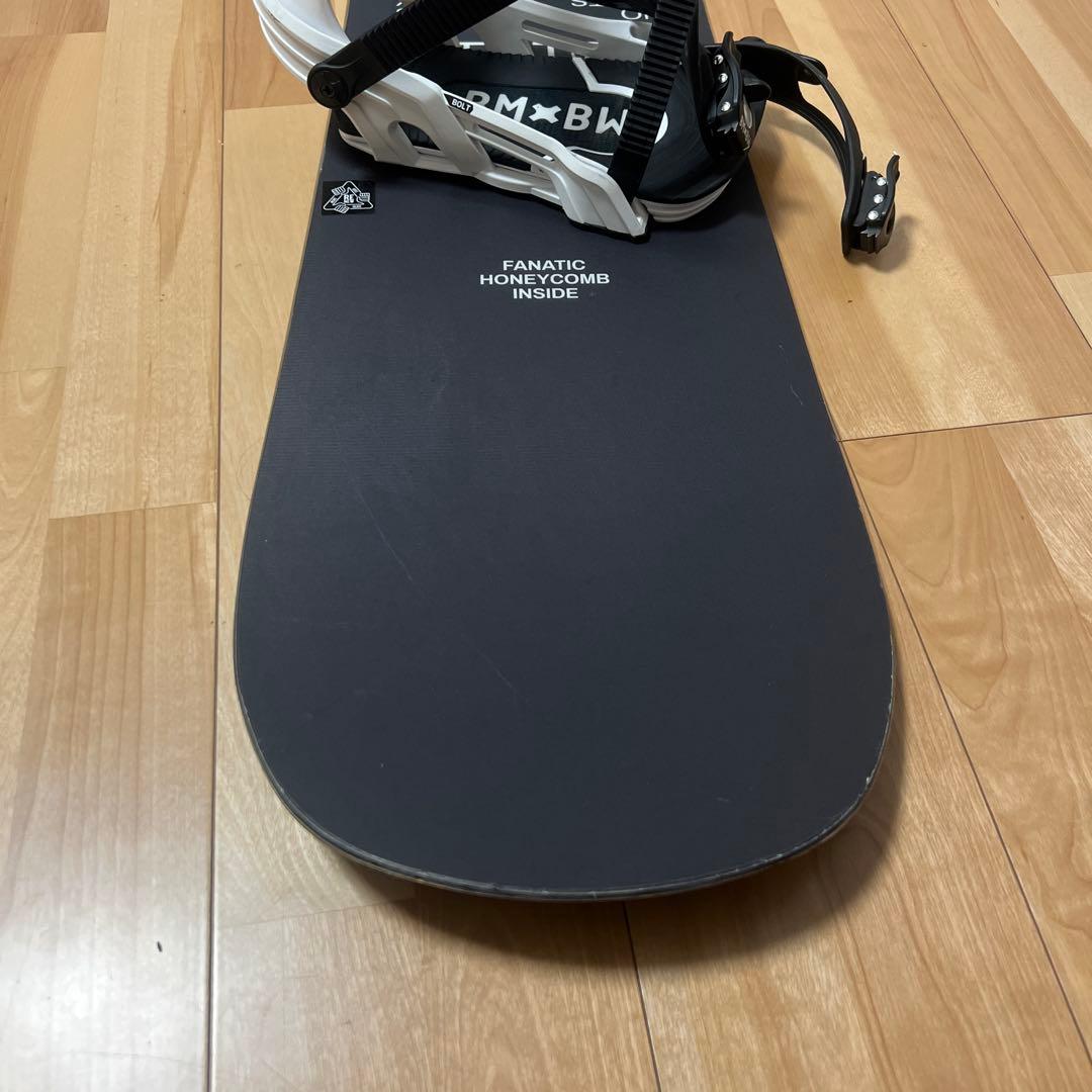 FNTC TNT スノーボード バインディング付き