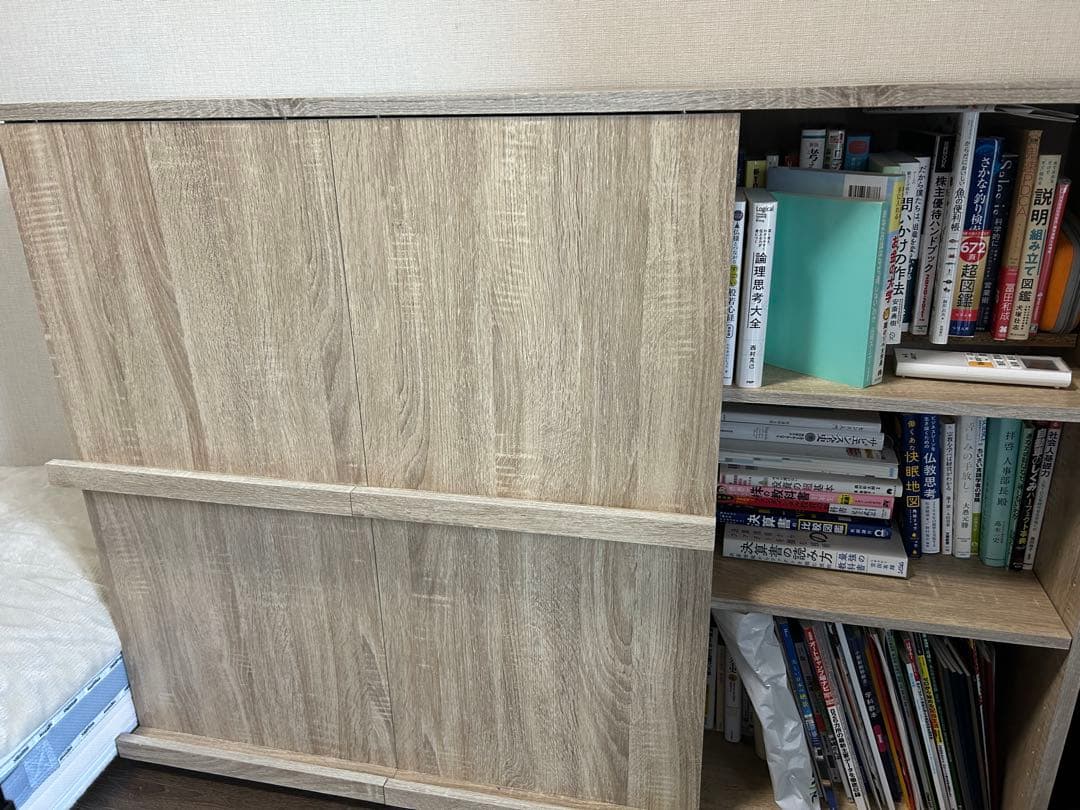 値下げ可【美品】組み立て済LOWYA　本棚 ディスプレイラック　北欧 大容量