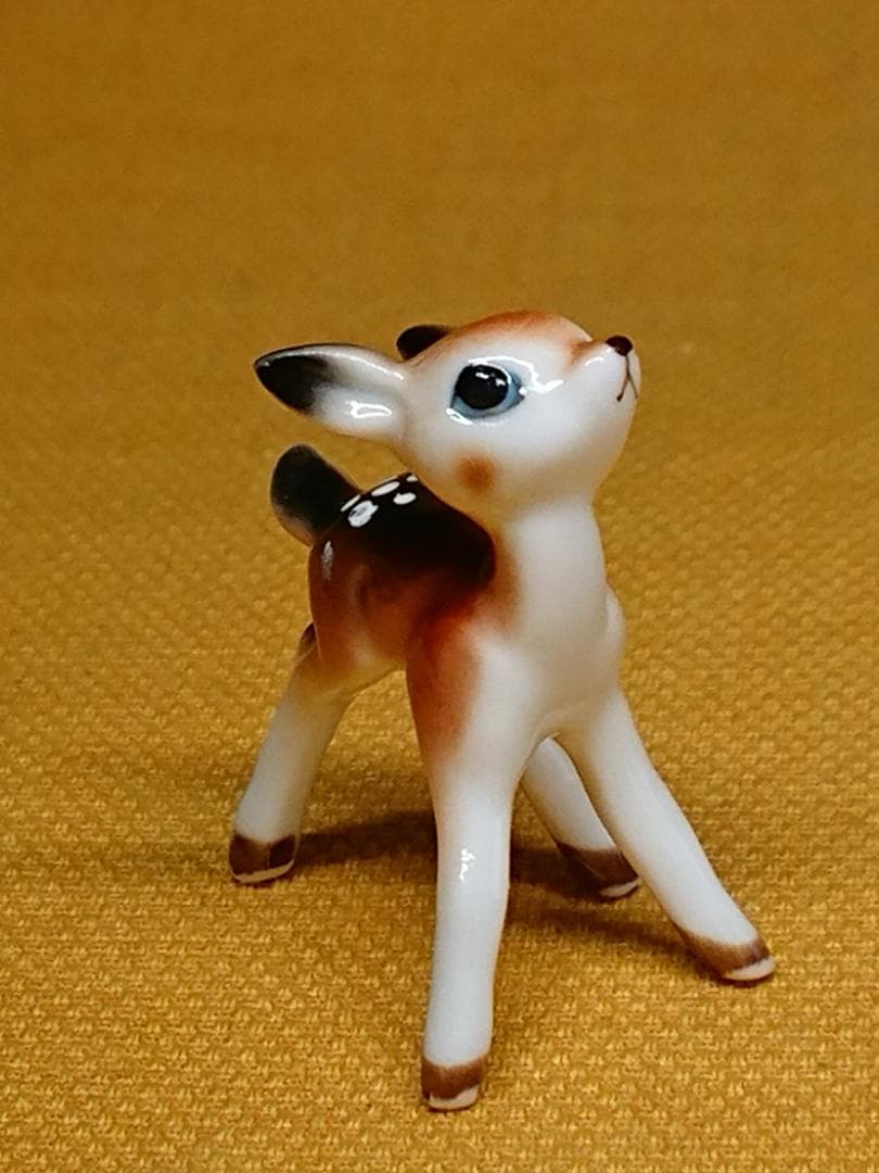 シカ　鹿　陶器　オブジェ　置物　インテリア　工芸品　美術品　A1055