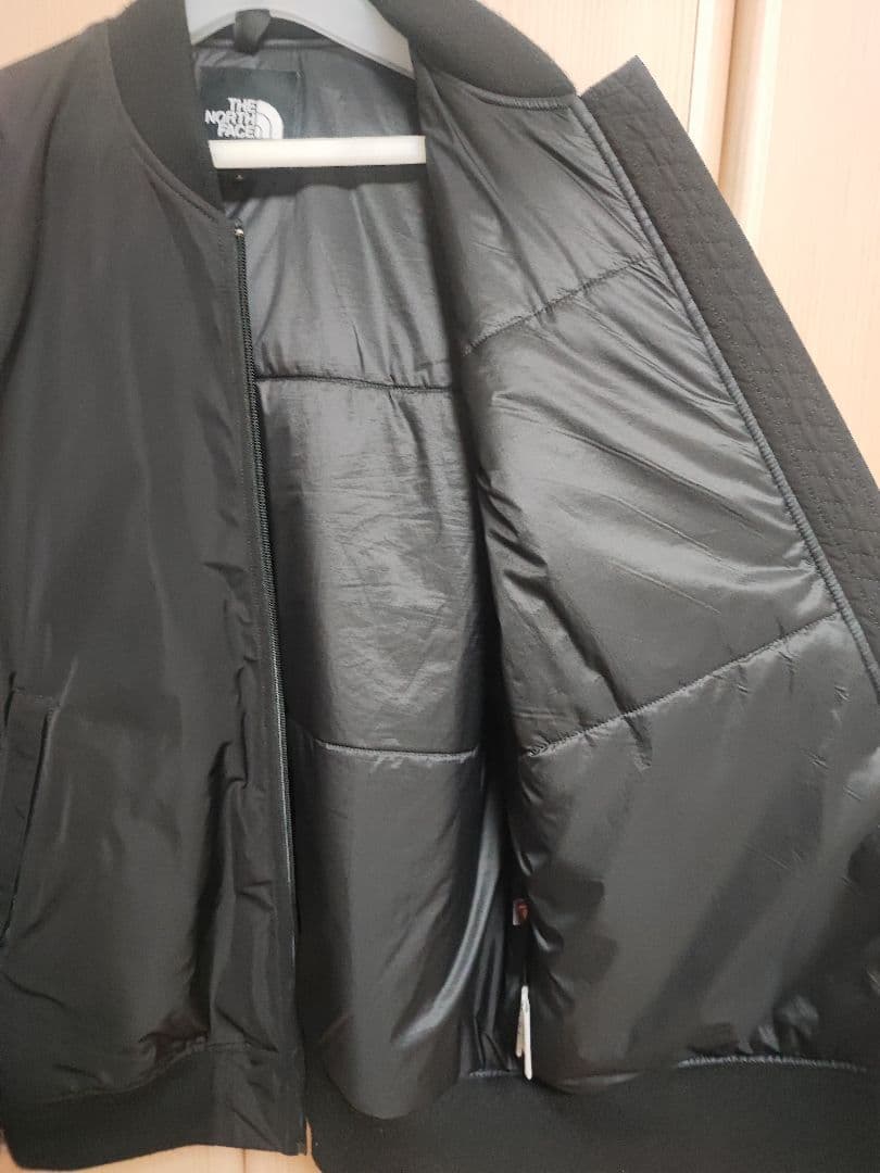THE NORTH FACE インサレーションボンバージャケットブラック