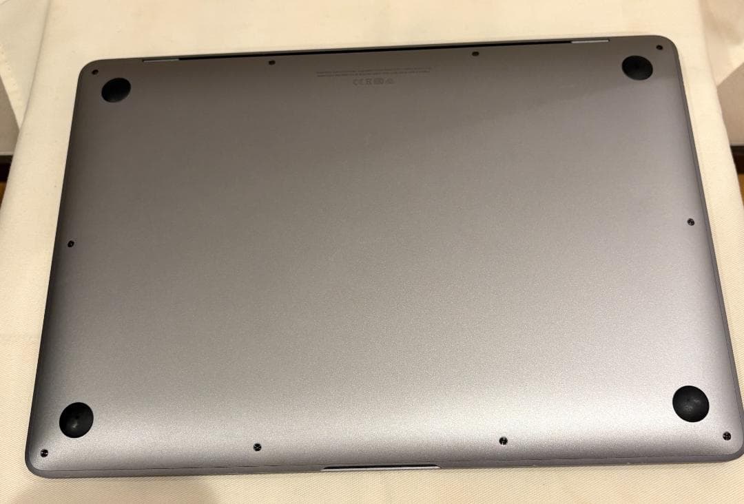 MacBook Air M1 8GB 256GB シルバー 箱・充電器付