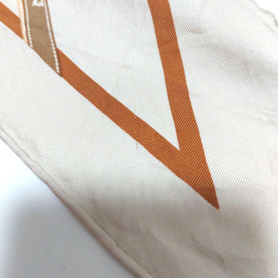 HERMESスカーフ　ポワンテュポワントゥ