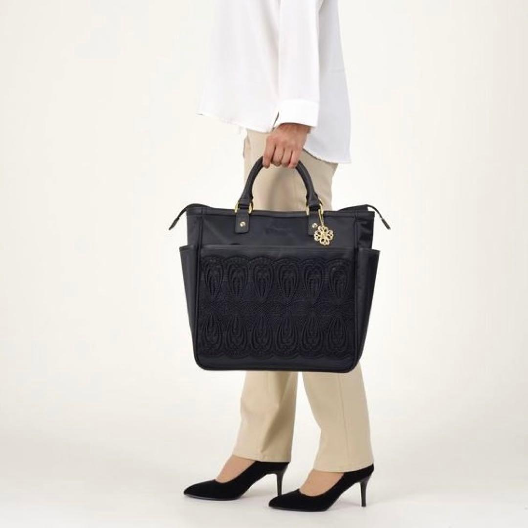 【美品】 スワニー 近沢レース店コラボ ノワール キャリーバッグ 4輪 15L