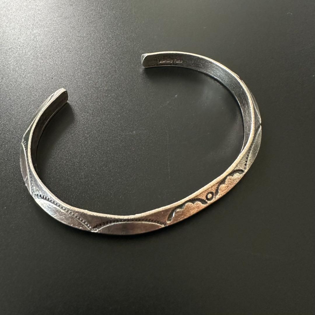 Navajo Elaine Tahe Sterling トライアングル　バングル