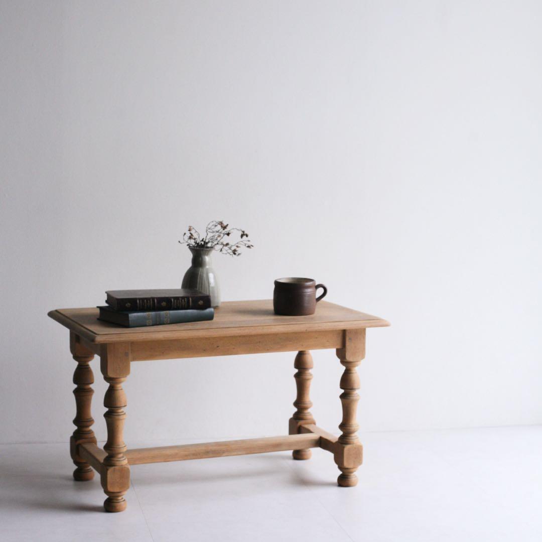 フランス　ローテーブル　サイドテーブル　無垢財　オーク材　ブロカント　古家具