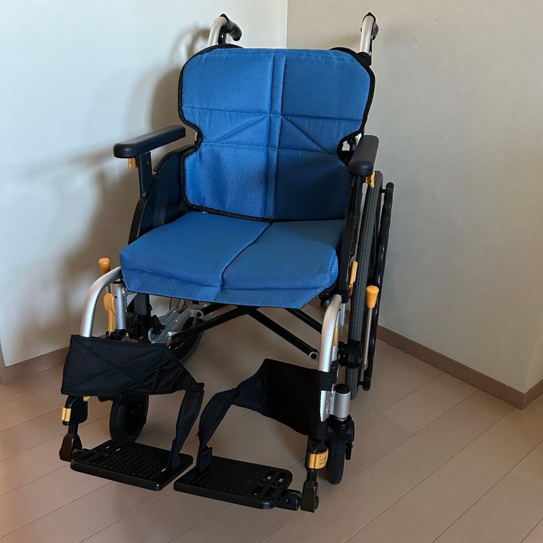 ★中古車椅子 ネクストコア ・アジャスト NEXT-51B 送料無料 介護