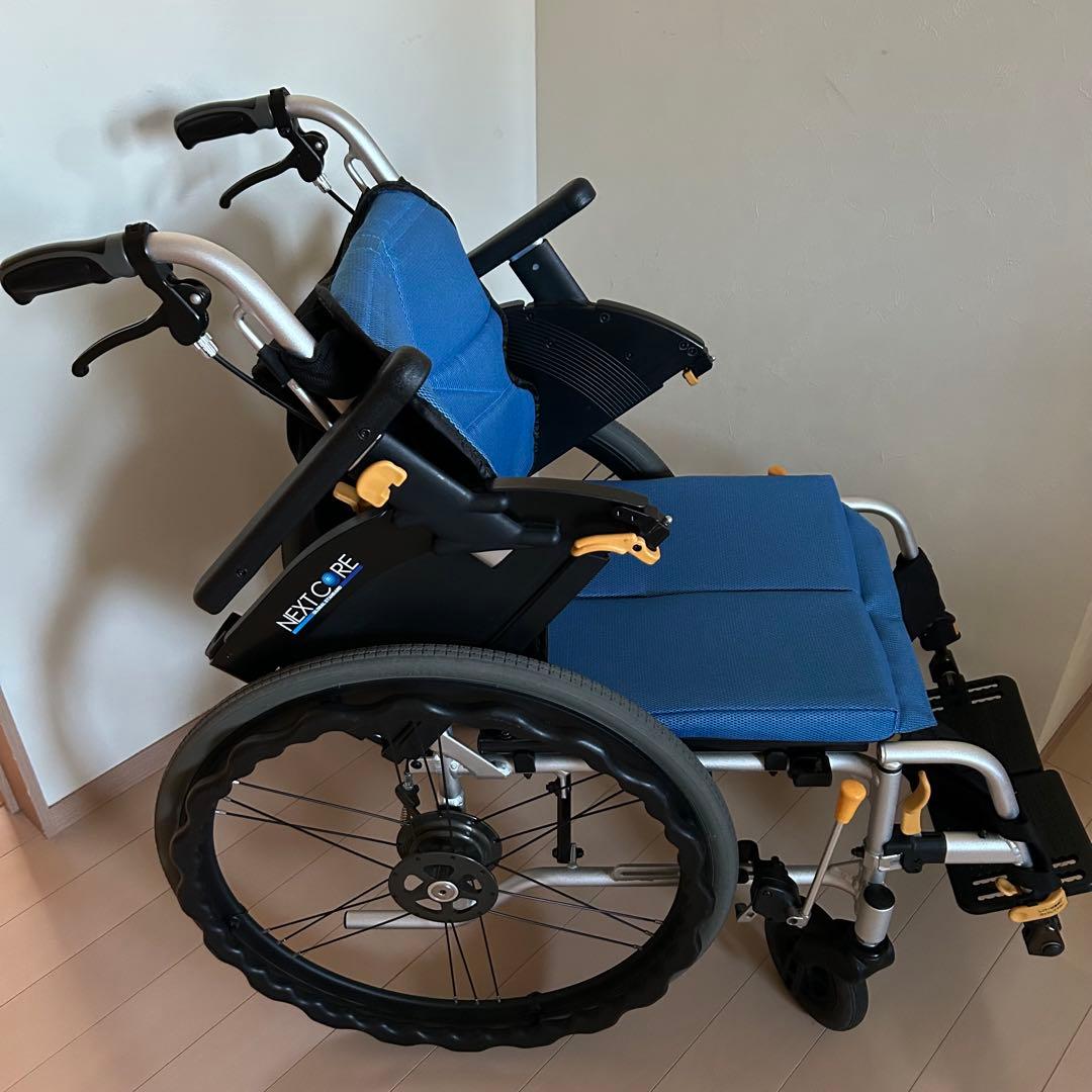 ★中古車椅子 ネクストコア ・アジャスト NEXT-51B 送料無料 介護
