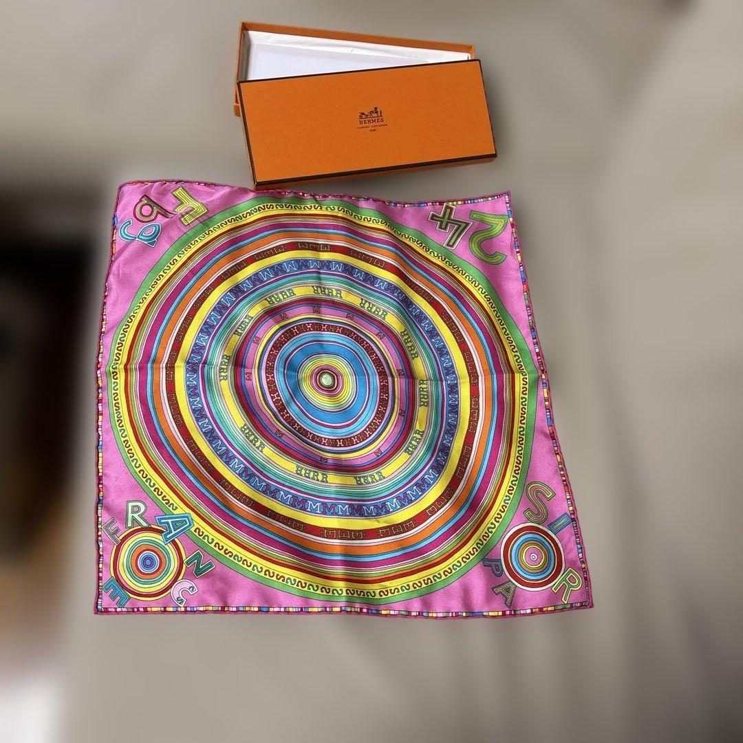 エルメス　カレ　スカーフ　本物　阪急で購入