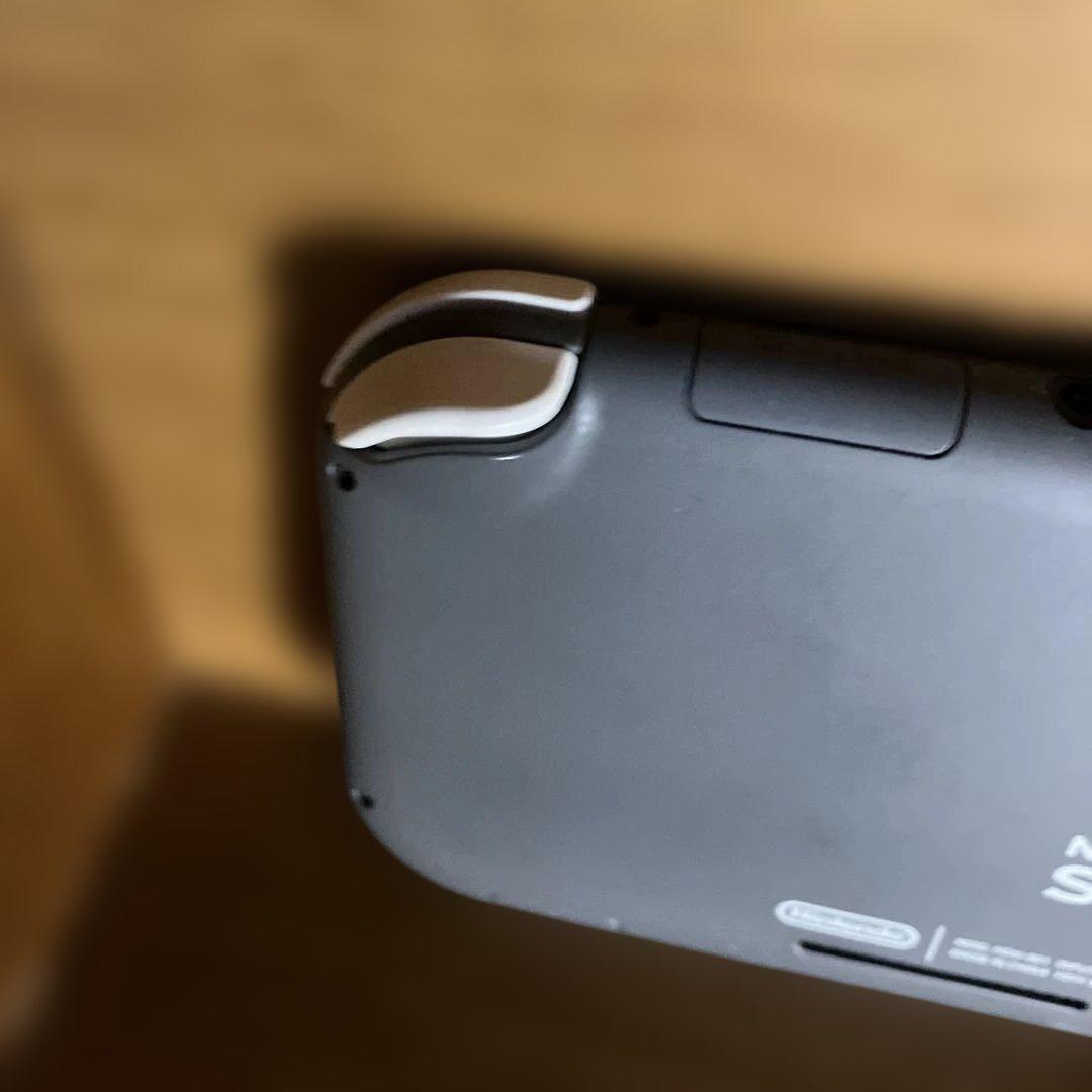 switch lite 本体　グレー