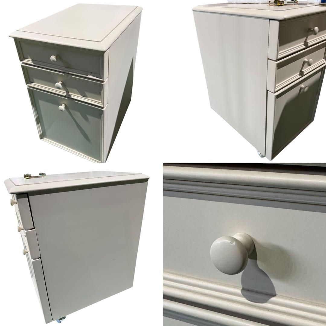 【直接引取限定】◼︎ ローラアシュレイ 学習机 アイボリー