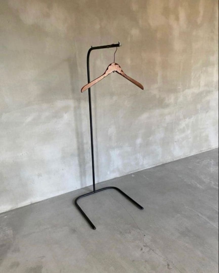 数量限定　特別価格　アイアン　ハンガーラック　インダストリアル　アイアン家具