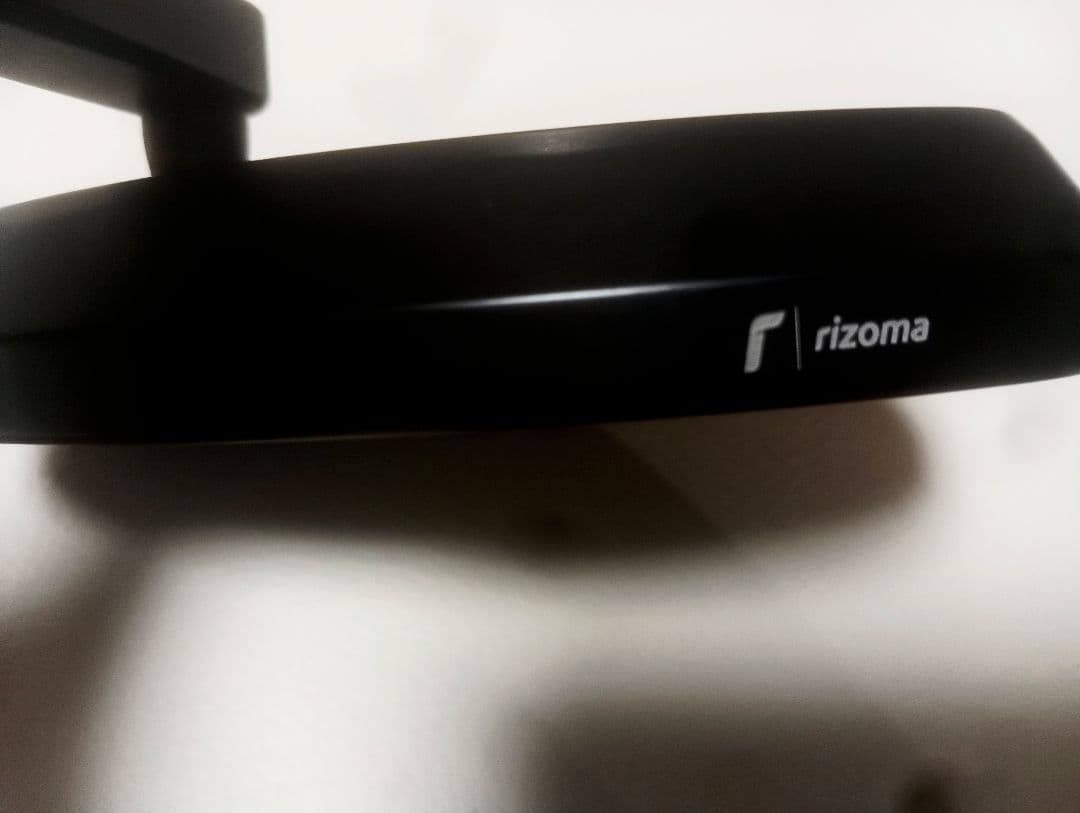 rizomaバイクミラー左右セット ブラック ボルト式