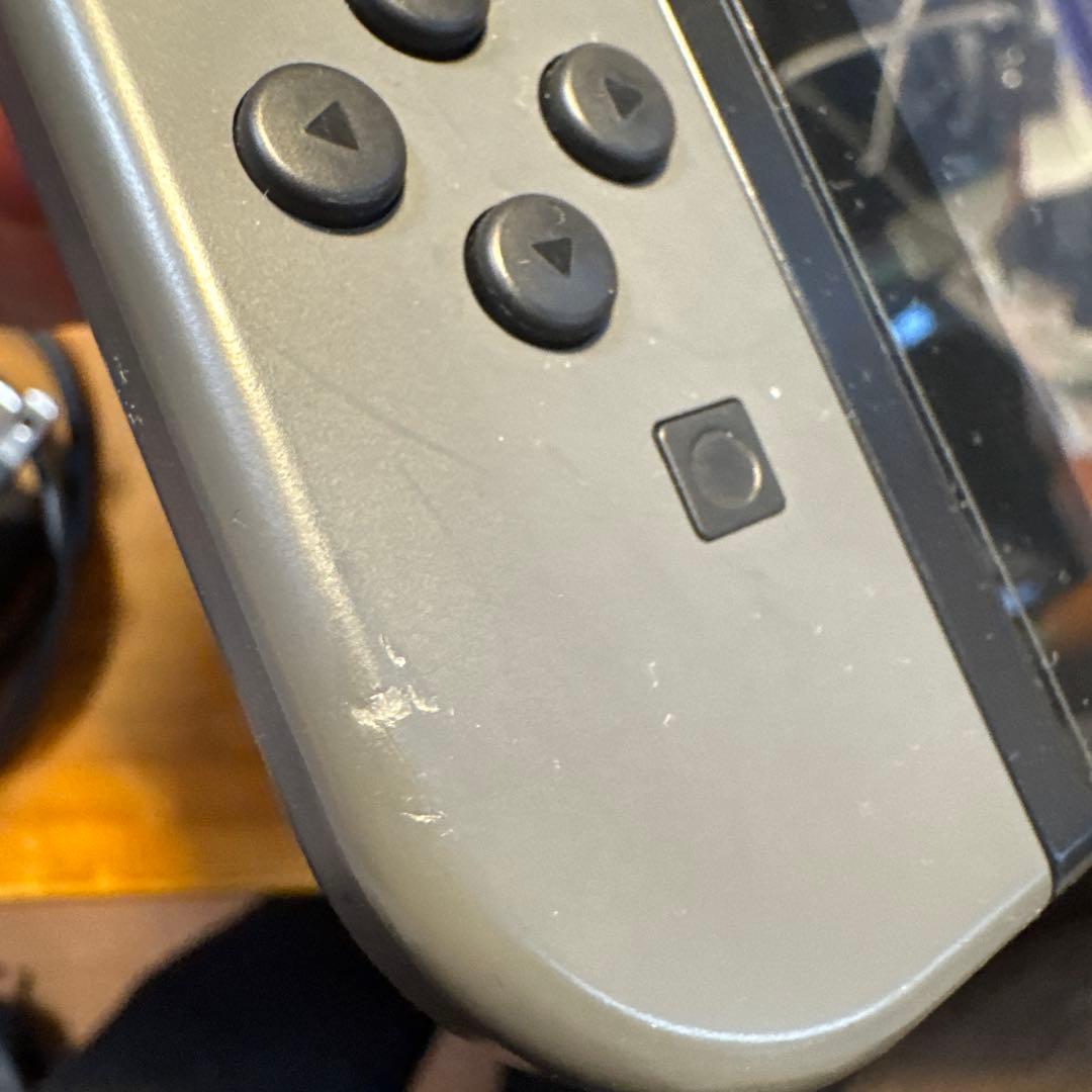 Nintendo Switch本体+周辺機器、箱無し