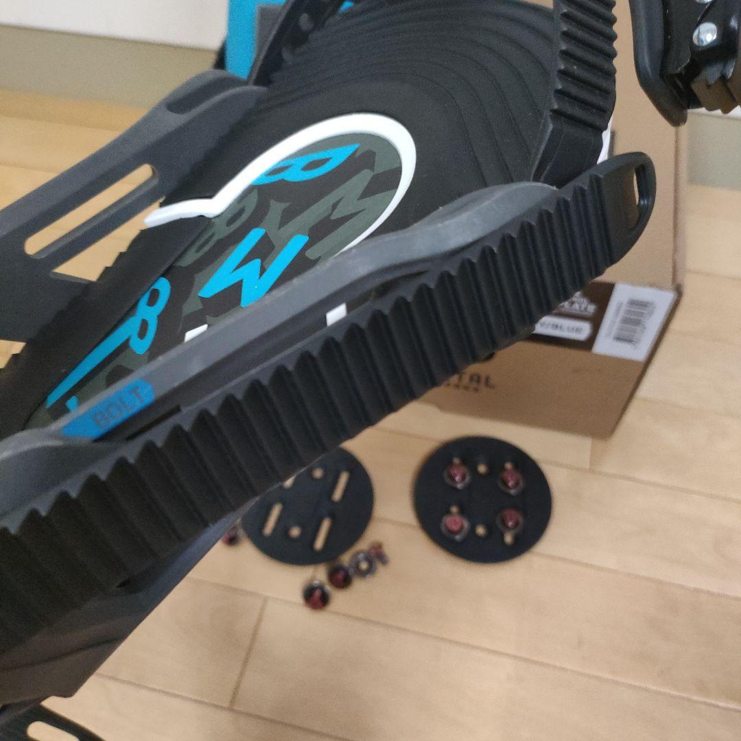 中古美品最終値下げ24-25モデル　ベントメタルビンディング　BOLT　Mサイズ