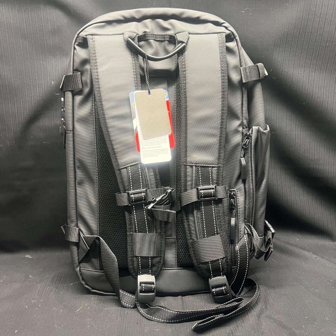 〇Of61 未使用 真空圧縮 バックパック トラベルバッグ