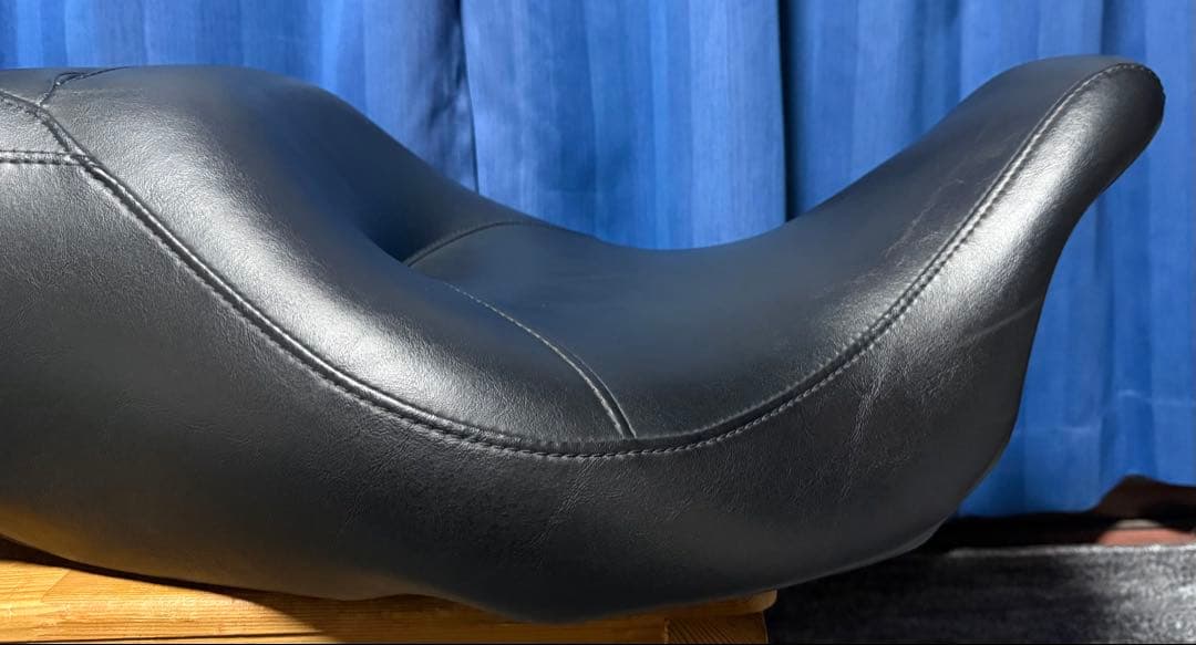 ハーレー FLHTK エレクトラグライド ウルトラリミテッド 純正 シート