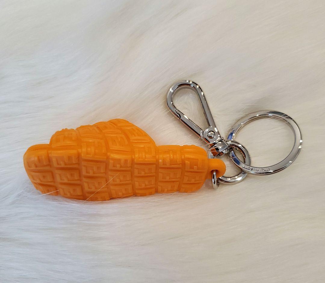 新品☆本物　FENDIファーストサンダルチャーム