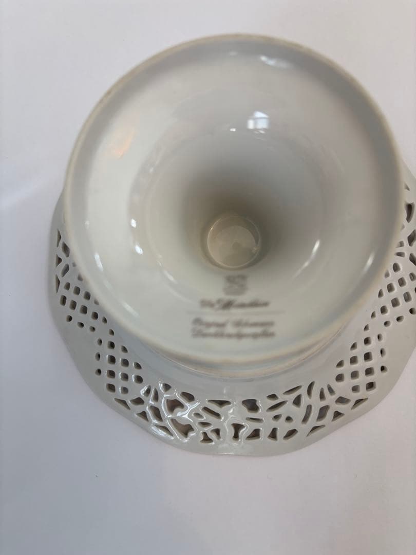 花柄 高台付き皿