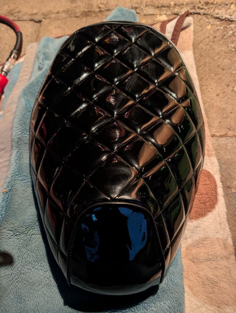 埼玉県　桶川市　ホンダ　ライブディオエナメルシートAF34 AF35 張り替え済